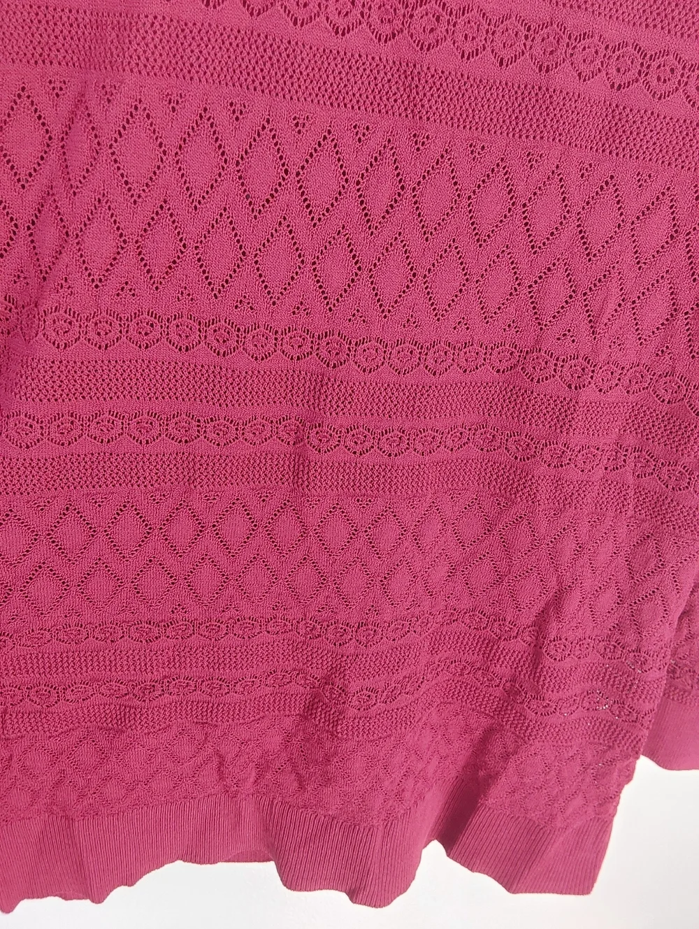 NWT LC Lauren Conrad Burgundy Ruffled Cold Shoulder Pointelle Knit Tunic - Picture 3 of 6